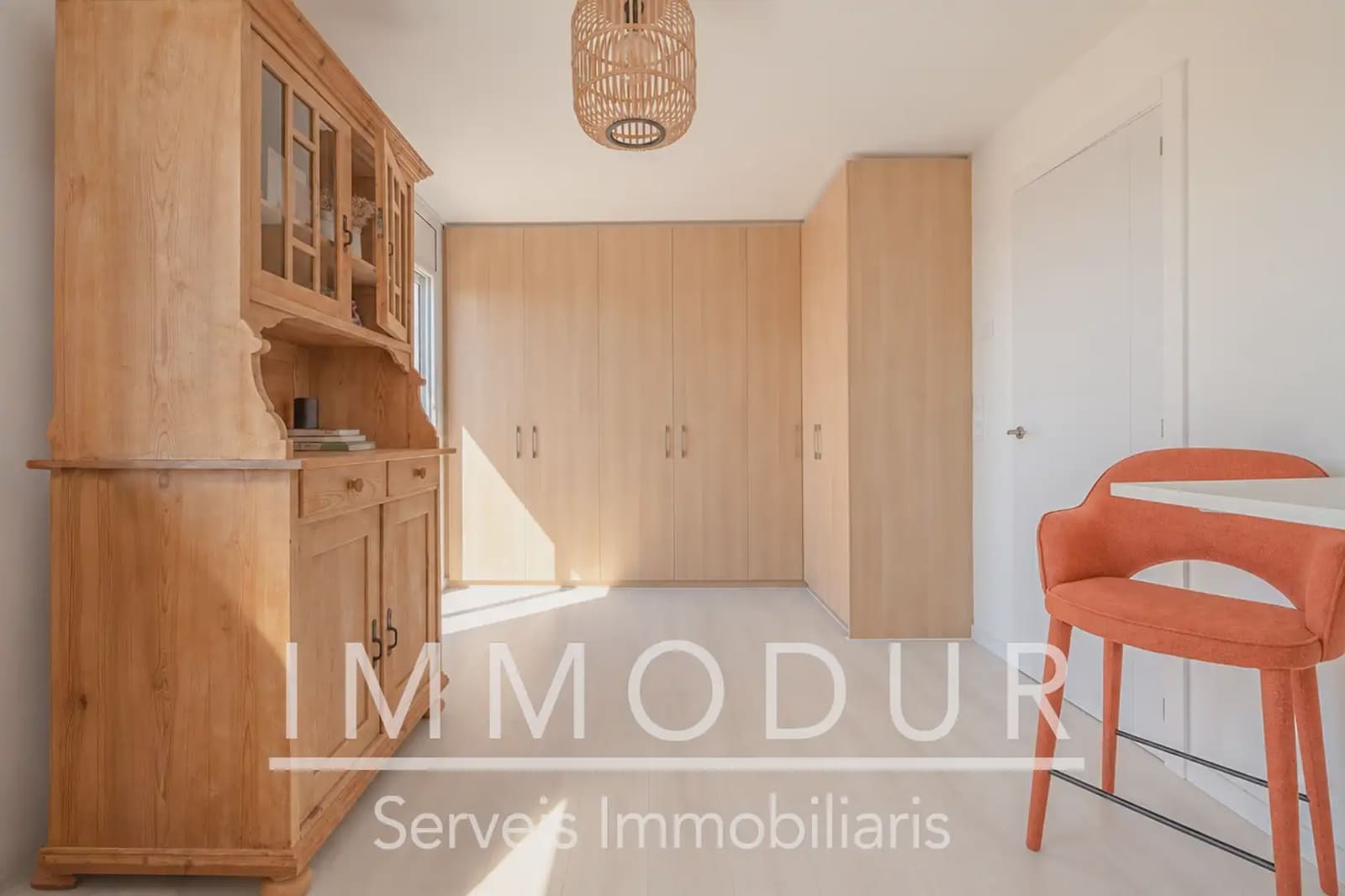 7 soverom Villa til salgs i Gava med svømmebasseng garasje - € 1 065 000 (Ref: 10057834)