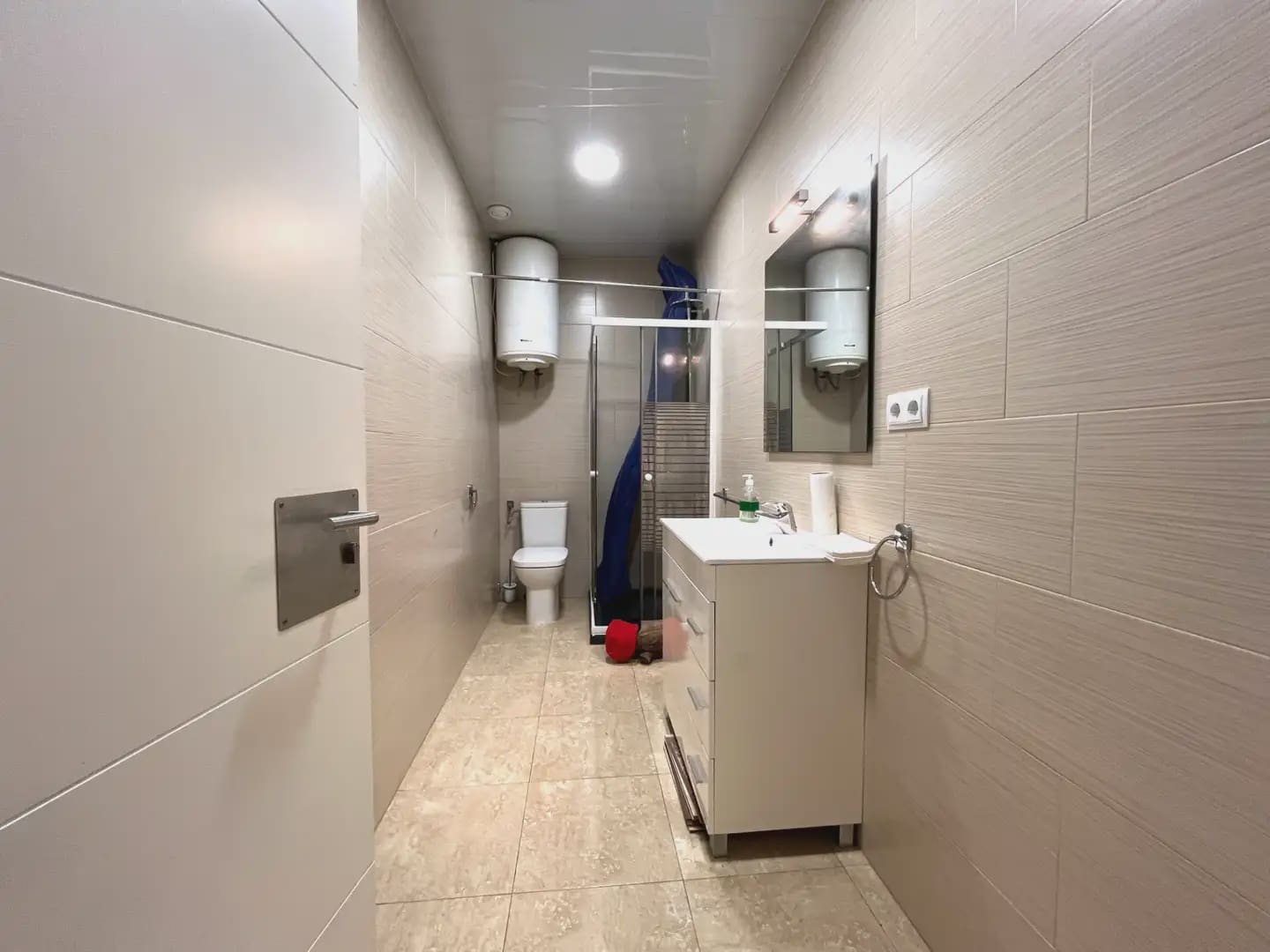 Comercial para venda em Castellbisbal - 275 000 € (Ref: 10079110)