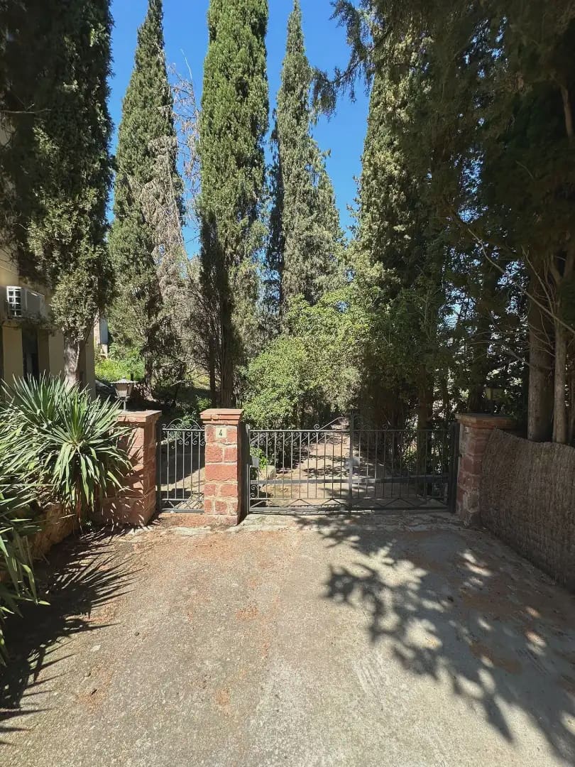 4 chambre Finca/Maison de Campagne à vendre à Castellvi de Rosanes avec piscine garage - 650 000 € (Ref: 10099548)