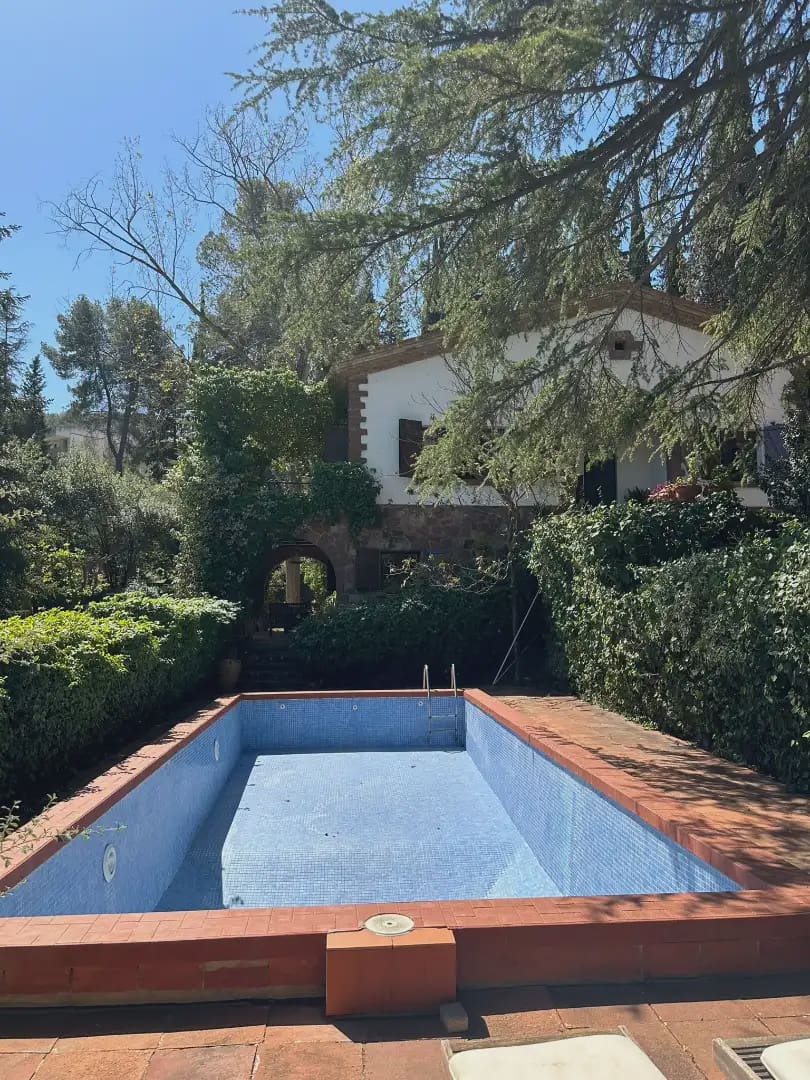 4 chambre Finca/Maison de Campagne à vendre à Castellvi de Rosanes avec piscine garage - 650 000 € (Ref: 10099548)