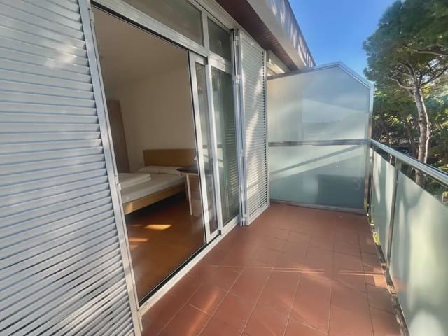 2 sovrum Takvåning att hyra i Castelldefels med garage - 2 200 € (Ref: 10148943)