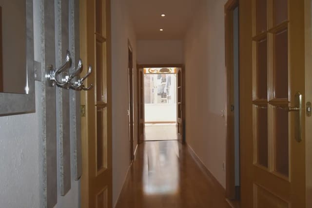 2 sypialnia Mieszkanie na sprzedaż w La Dreta de L'Eixample, Miasto Barcelona z garażem - 389 000 € (Ref: 10161863)