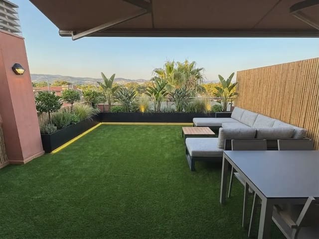 2 bedroom Penthouse for sale in Gavà with pool garage - € 1,200,000 (Ref: 10185880)