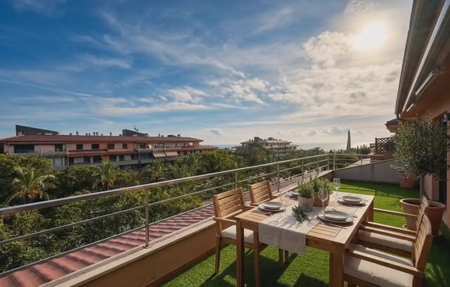 2 bedroom Penthouse for sale in Gavà with pool garage - € 1,200,000 (Ref: 10185880)