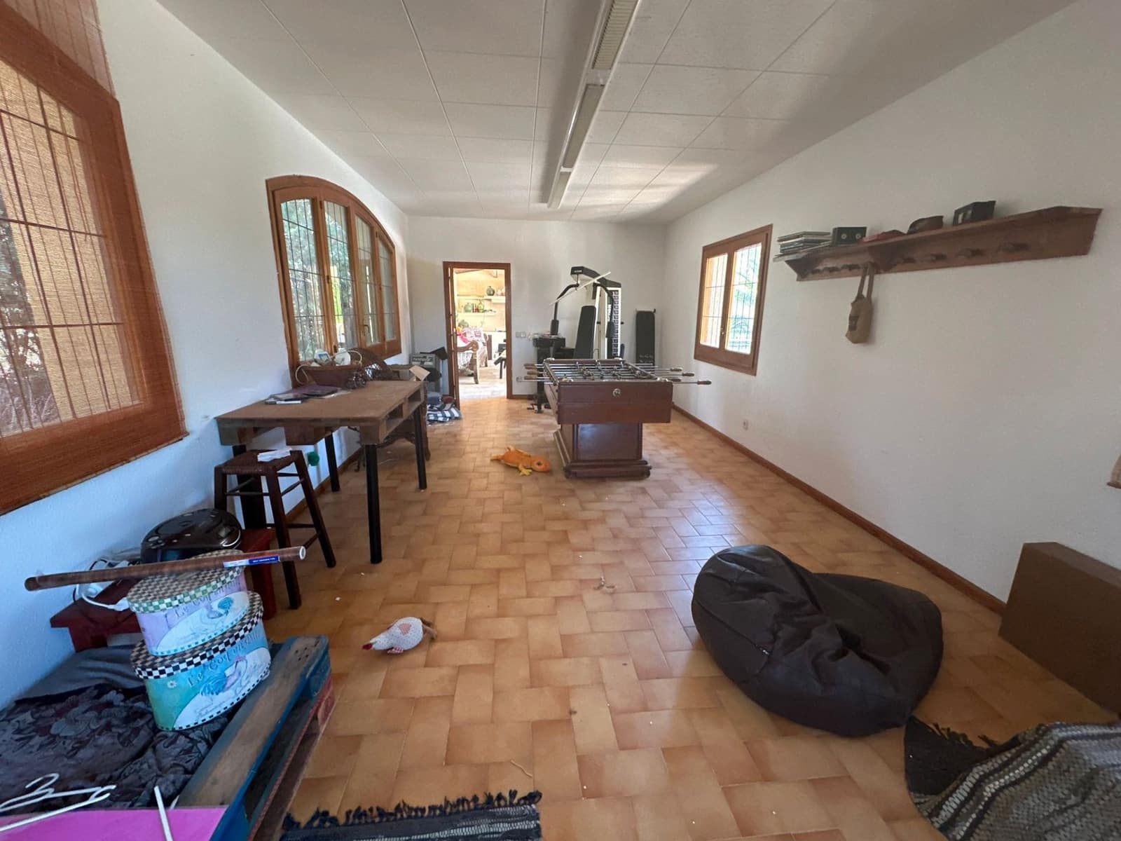 5 bedroom Villa for sale in Castellvi de Rosanes with pool garage - € 670,000 (Ref: 8897488)