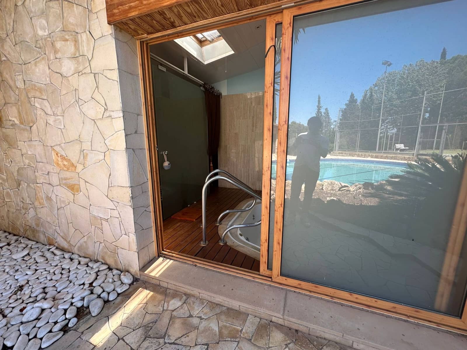 5 bedroom Villa for sale in Castellvi de Rosanes with pool garage - € 670,000 (Ref: 8897488)