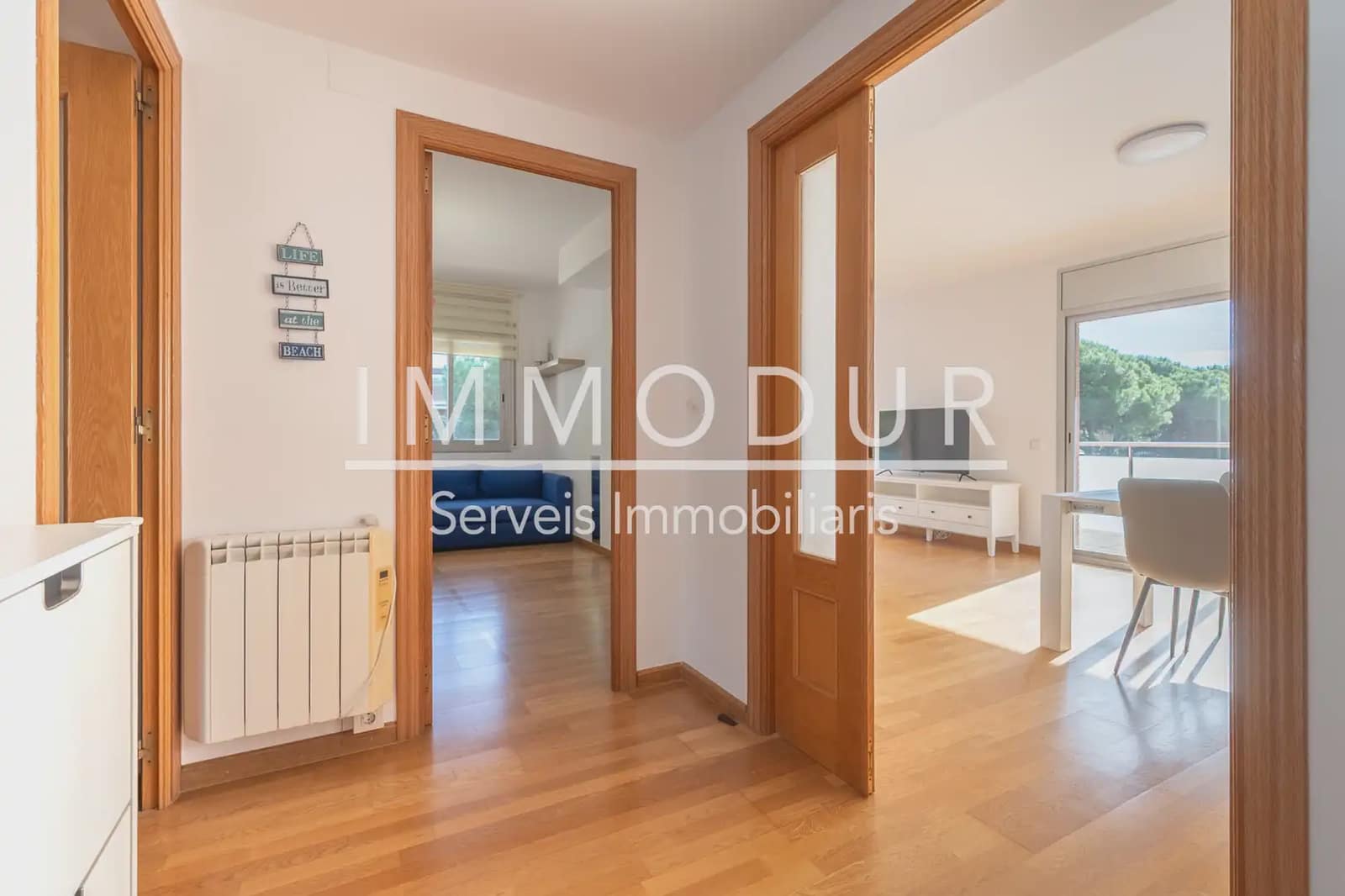 4 slaapkamer Flat te huur in Gava met zwembad garage - € 3.390 (Ref: 8942103)