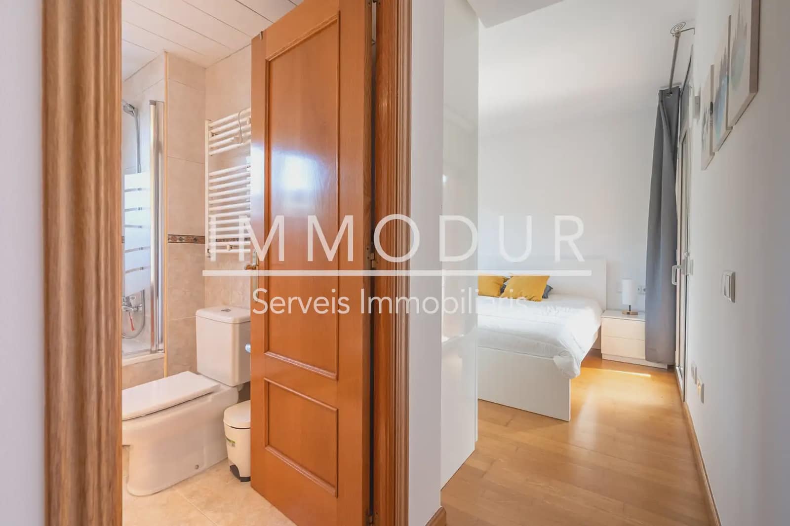 4 slaapkamer Flat te huur in Gava met zwembad garage - € 3.390 (Ref: 8942103)