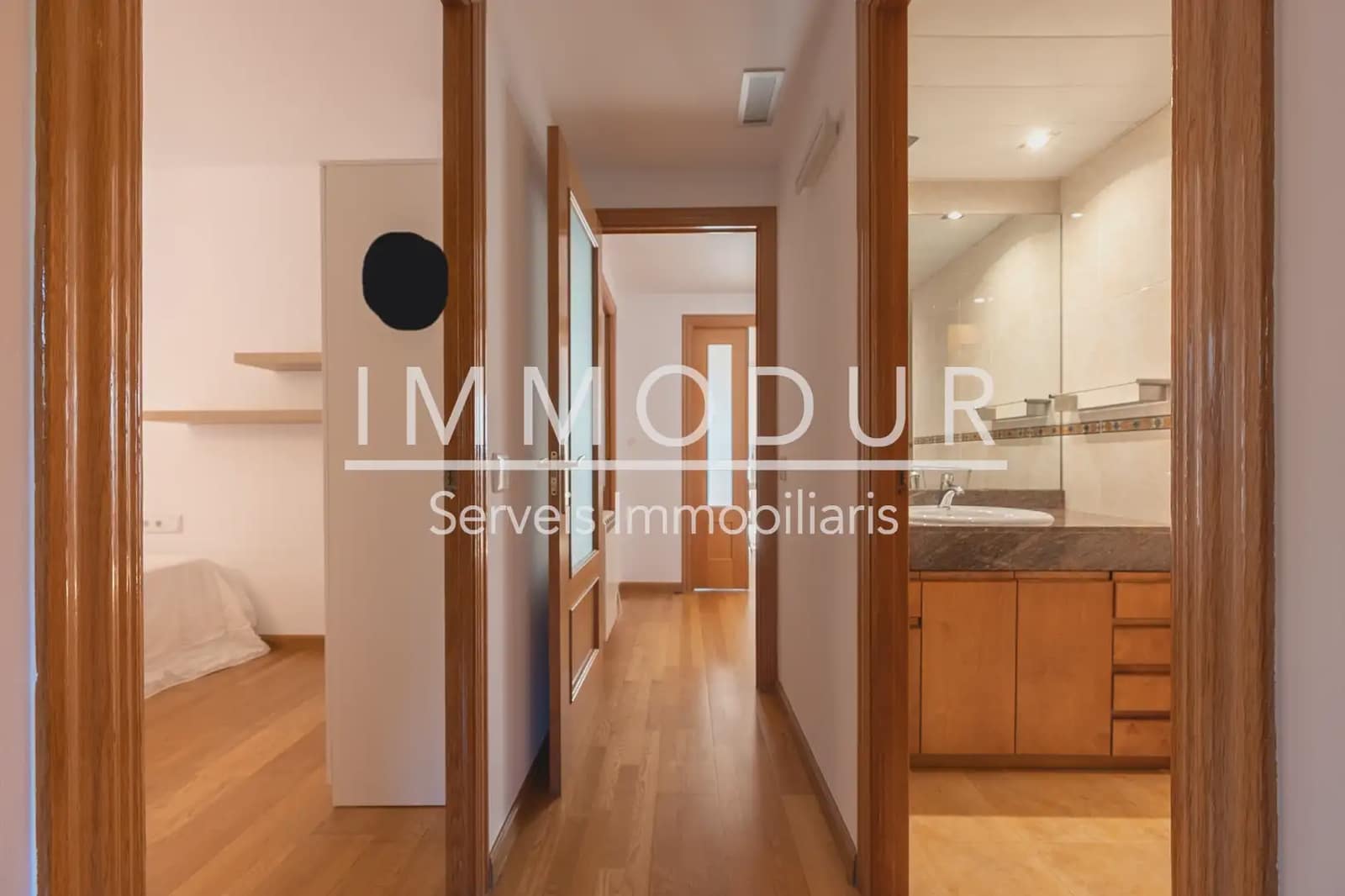 4 slaapkamer Flat te huur in Gava met zwembad garage - € 3.390 (Ref: 8942103)