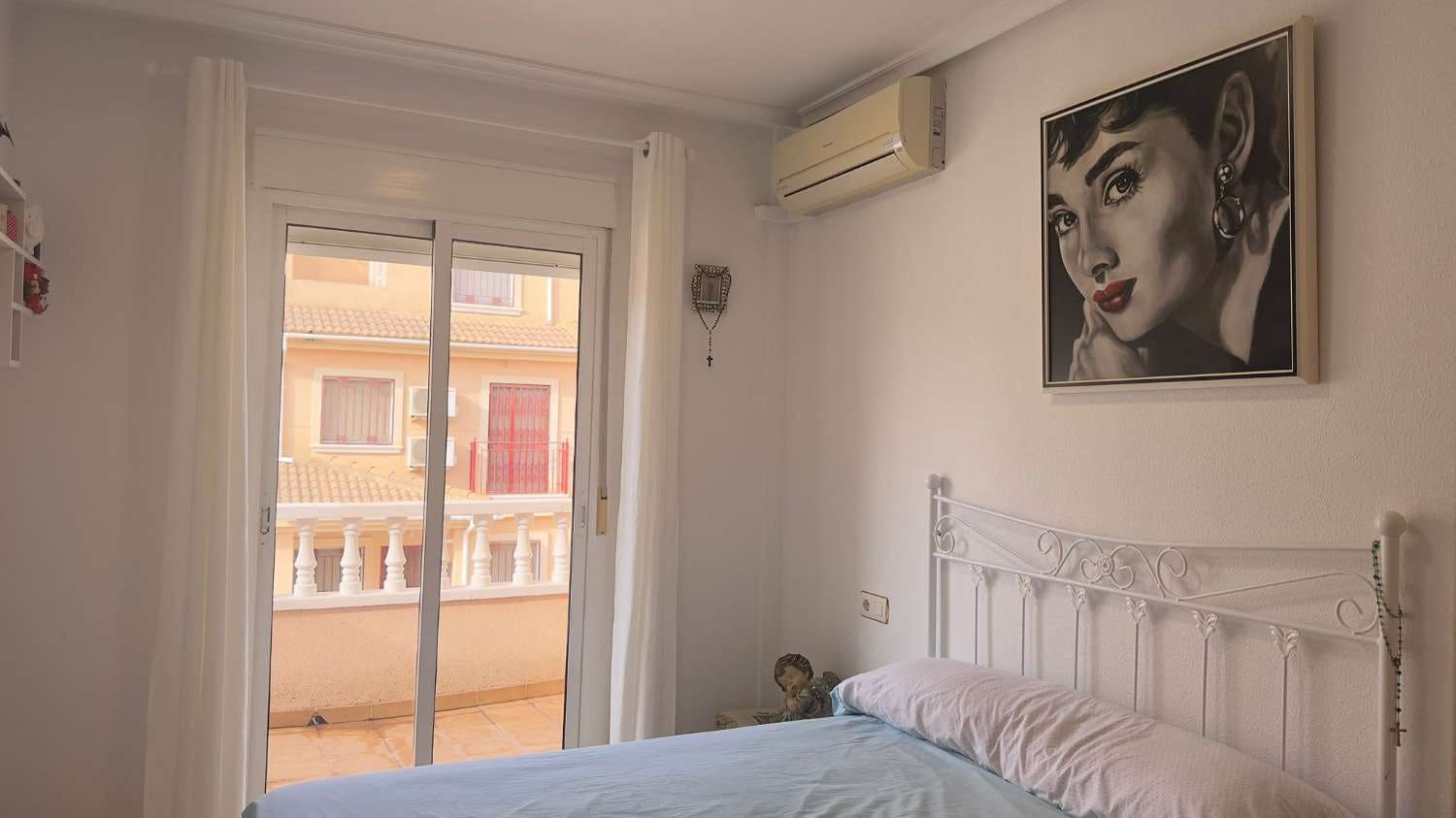 2 slaapkamer Appartement te koop in Orihuela Costa met zwembad garage - € 225.000 (Ref: 10051906)