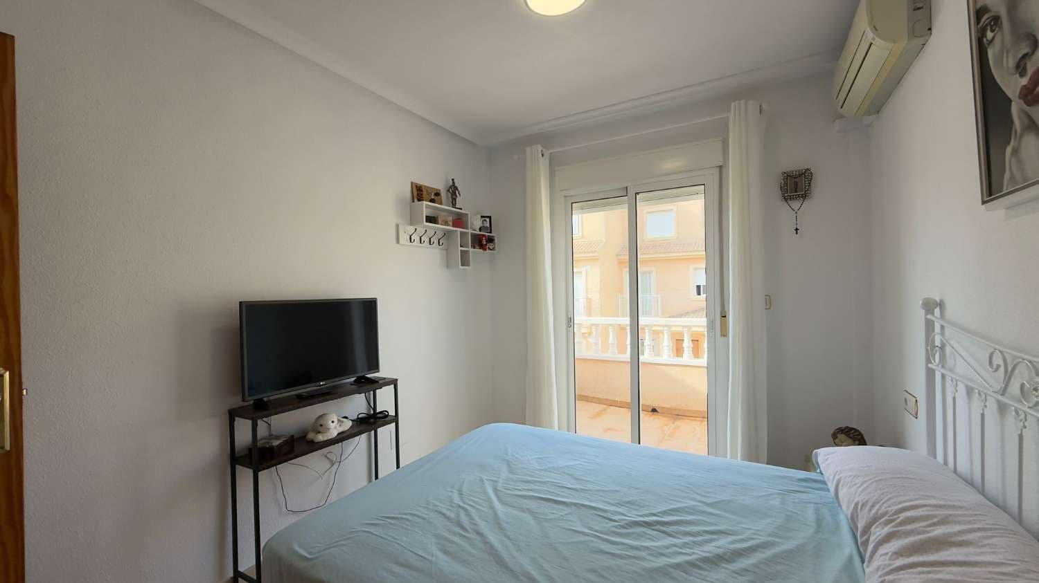 2 slaapkamer Appartement te koop in Orihuela Costa met zwembad garage - € 225.000 (Ref: 10051906)