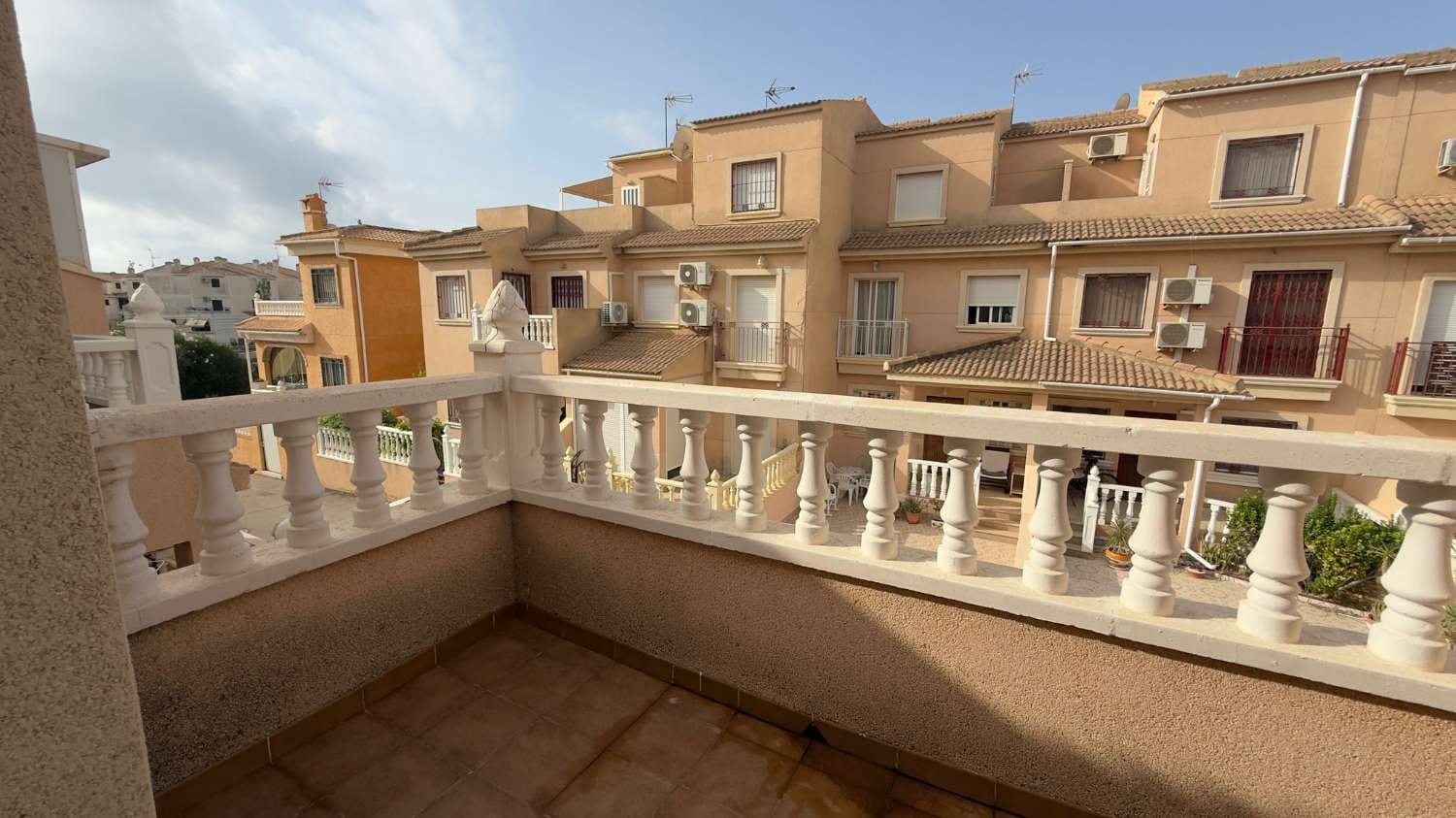 2 slaapkamer Appartement te koop in Orihuela Costa met zwembad garage - € 225.000 (Ref: 10051906)