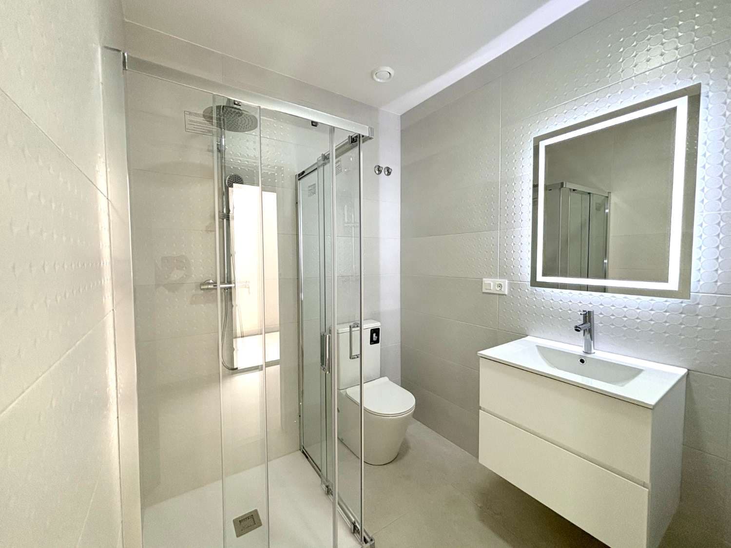 2 bedroom Villa for sale in Rojales with pool garage - € 490,000 (Ref: 8897723)