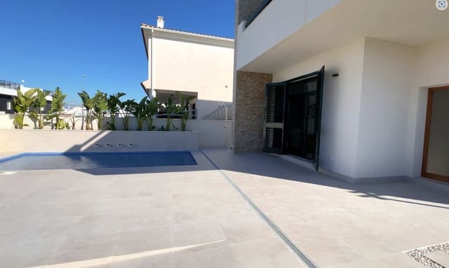 3 slaapkamer Villa te koop in Daya Nueva met zwembad garage - € 359.000 (Ref: 8897728)