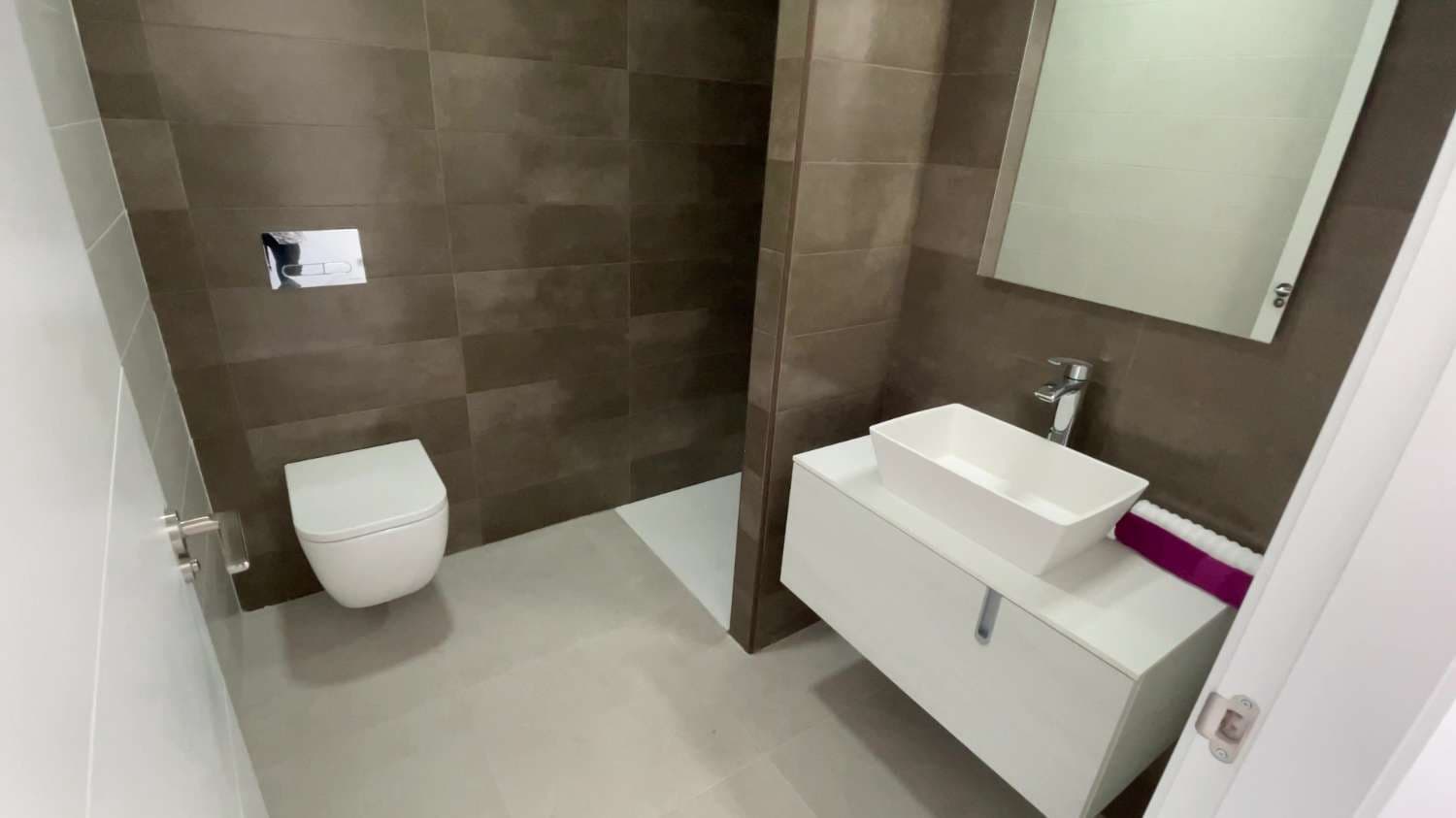 3 soverom Villa til salgs i Daya Nueva med svømmebasseng garasje - € 359 000 (Ref: 8897728)