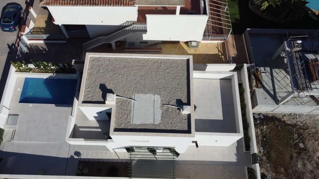 3 slaapkamer Villa te koop in Daya Nueva met zwembad garage - € 359.000 (Ref: 8897728)