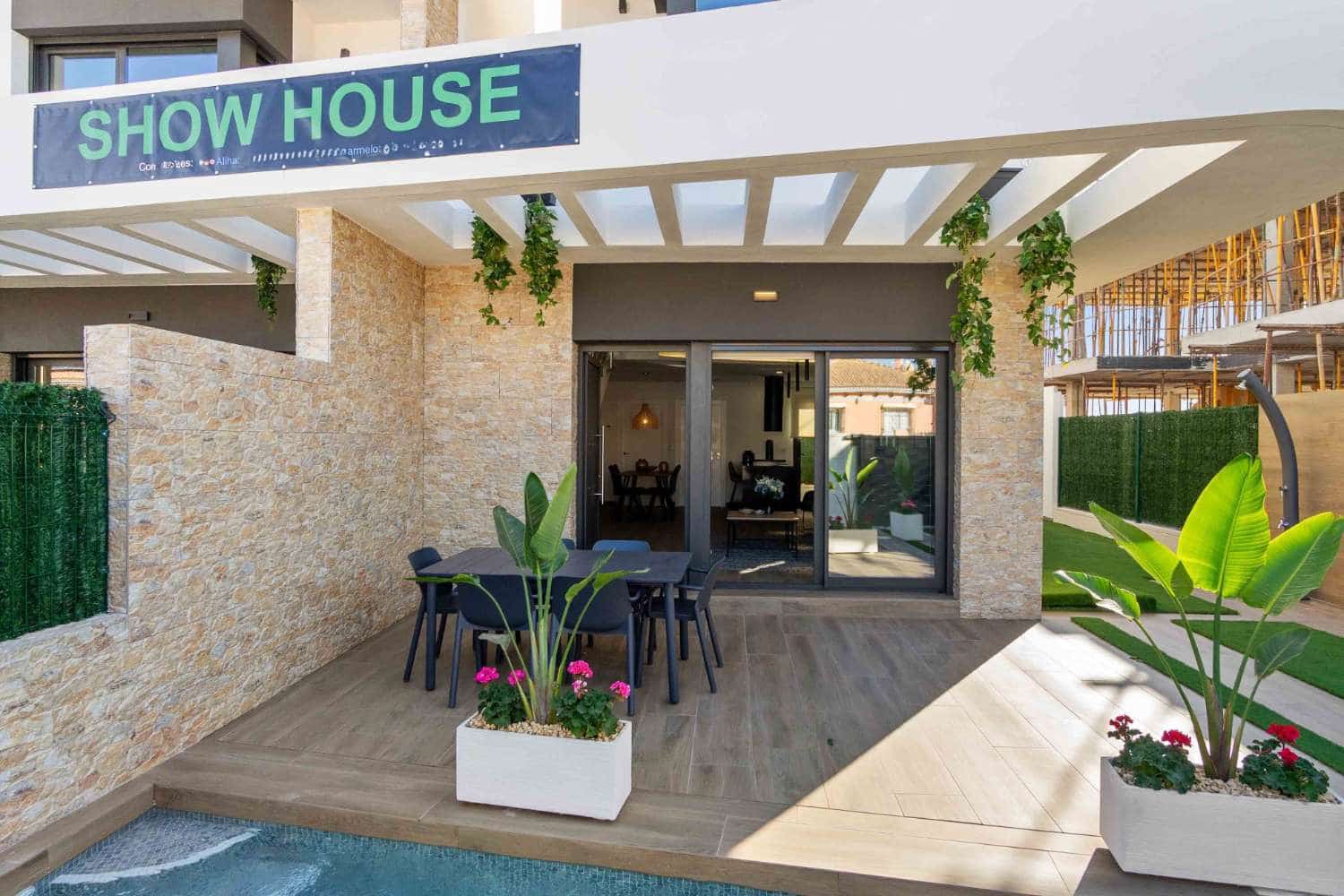 3 bedroom Villa for sale in Los Montesinos with pool garage - € 334,500 (Ref: 8897739)