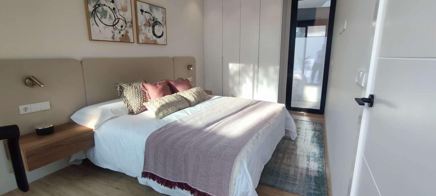 3 chambre Villa/Maison à vendre à Torre de la Horadada avec piscine garage - 610 000 € (Ref: 8947130)