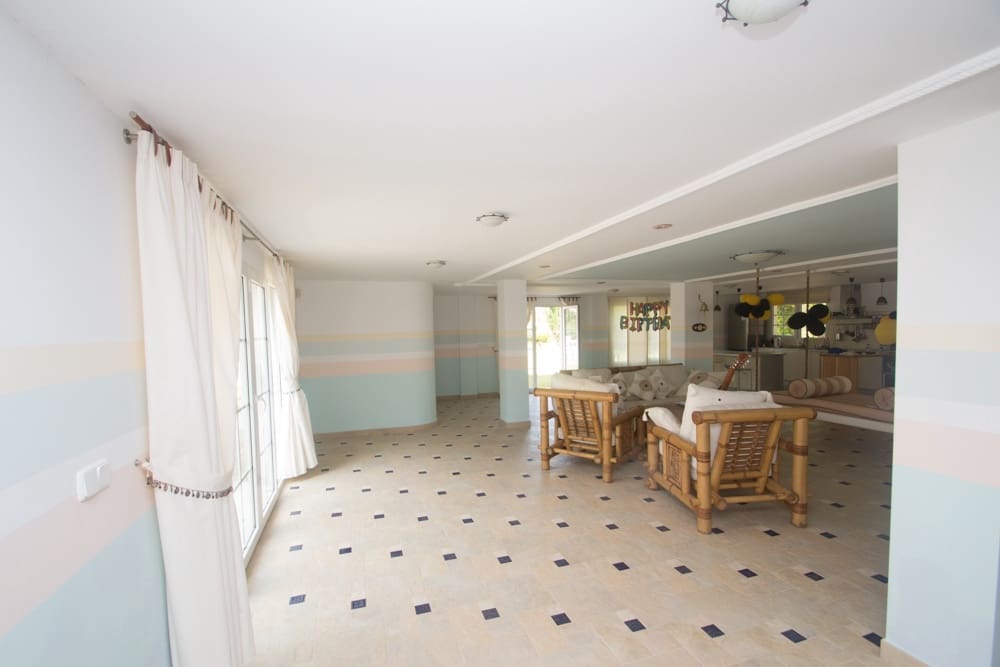 7 soveværelse Villa til salg i Orihuela Costa med swimmingpool garage - € 1.120.000 (Ref: 8981510)