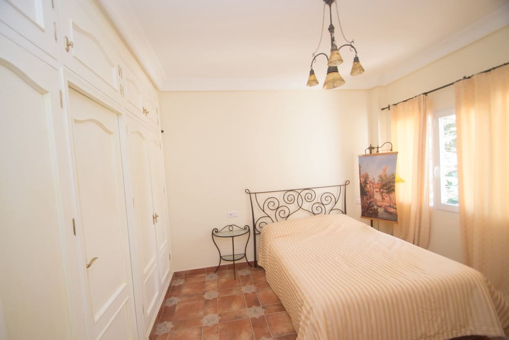 7 soveværelse Villa til salg i Orihuela Costa med swimmingpool garage - € 1.120.000 (Ref: 8981510)