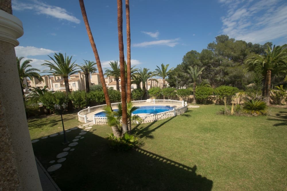 7 soveværelse Villa til salg i Orihuela Costa med swimmingpool garage - € 1.120.000 (Ref: 8981510)