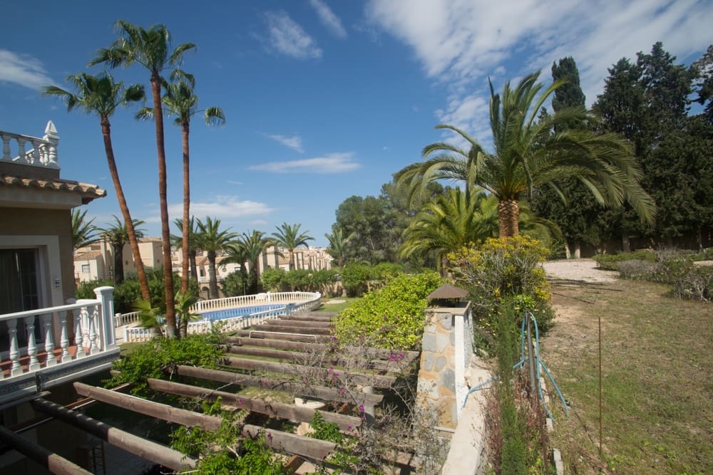7 soveværelse Villa til salg i Orihuela Costa med swimmingpool garage - € 1.120.000 (Ref: 8981510)