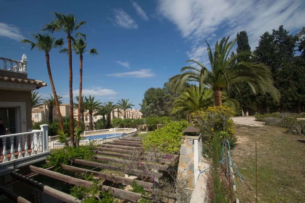 7 soveværelse Villa til salg i Orihuela Costa med swimmingpool garage - € 1.120.000 (Ref: 8981510)