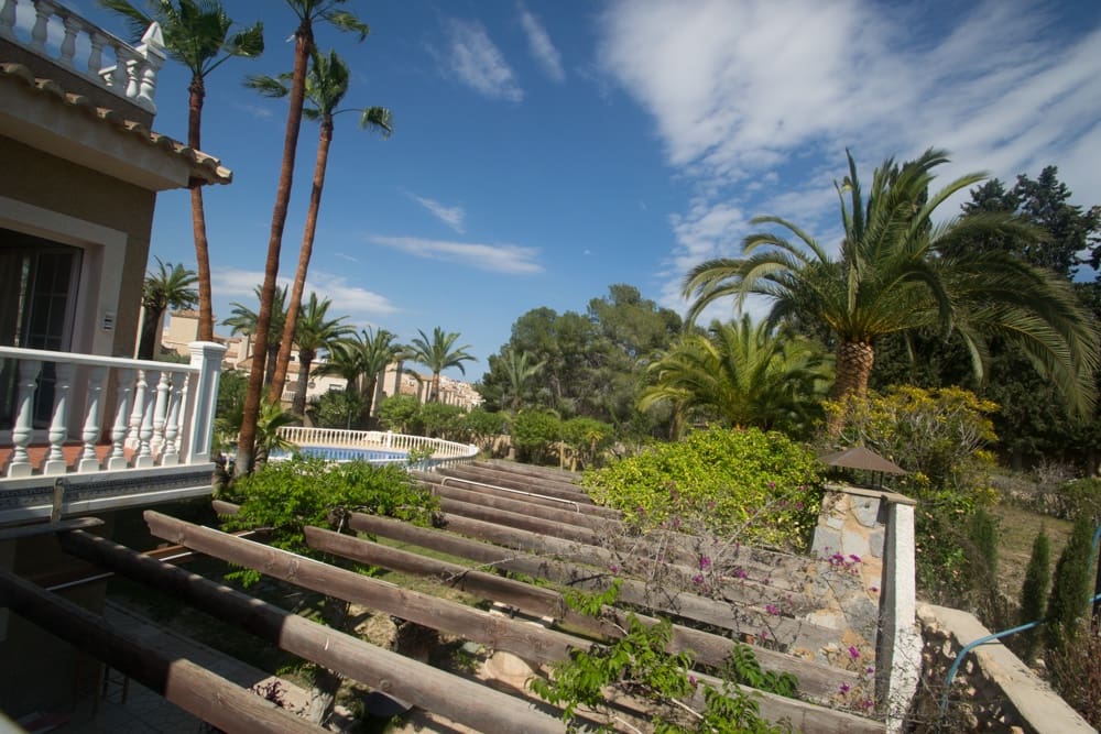 7 soveværelse Villa til salg i Orihuela Costa med swimmingpool garage - € 1.120.000 (Ref: 8981510)