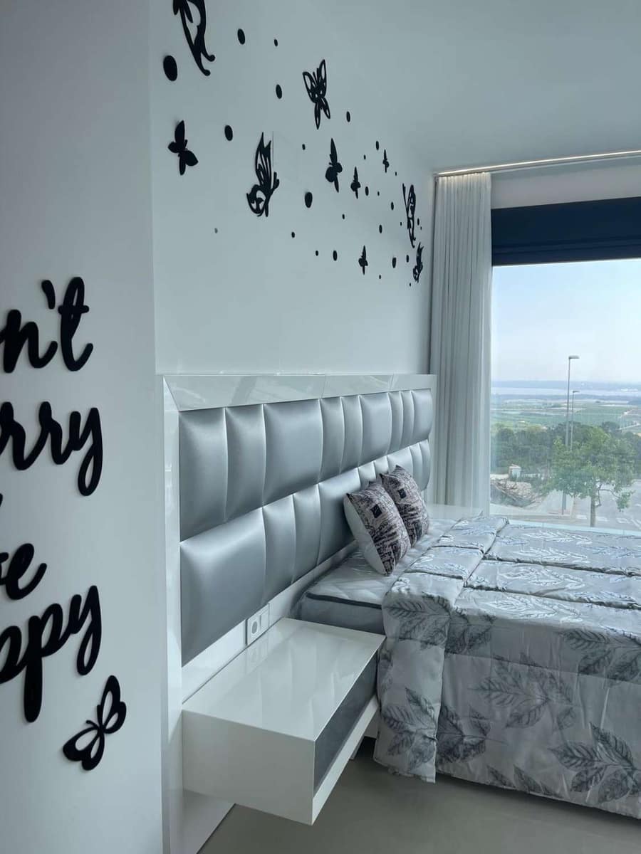 5 sypialnia Willa na sprzedaż w San Miguel de Salinas z basenem garażem - 849 000 € (Ref: 9068351)