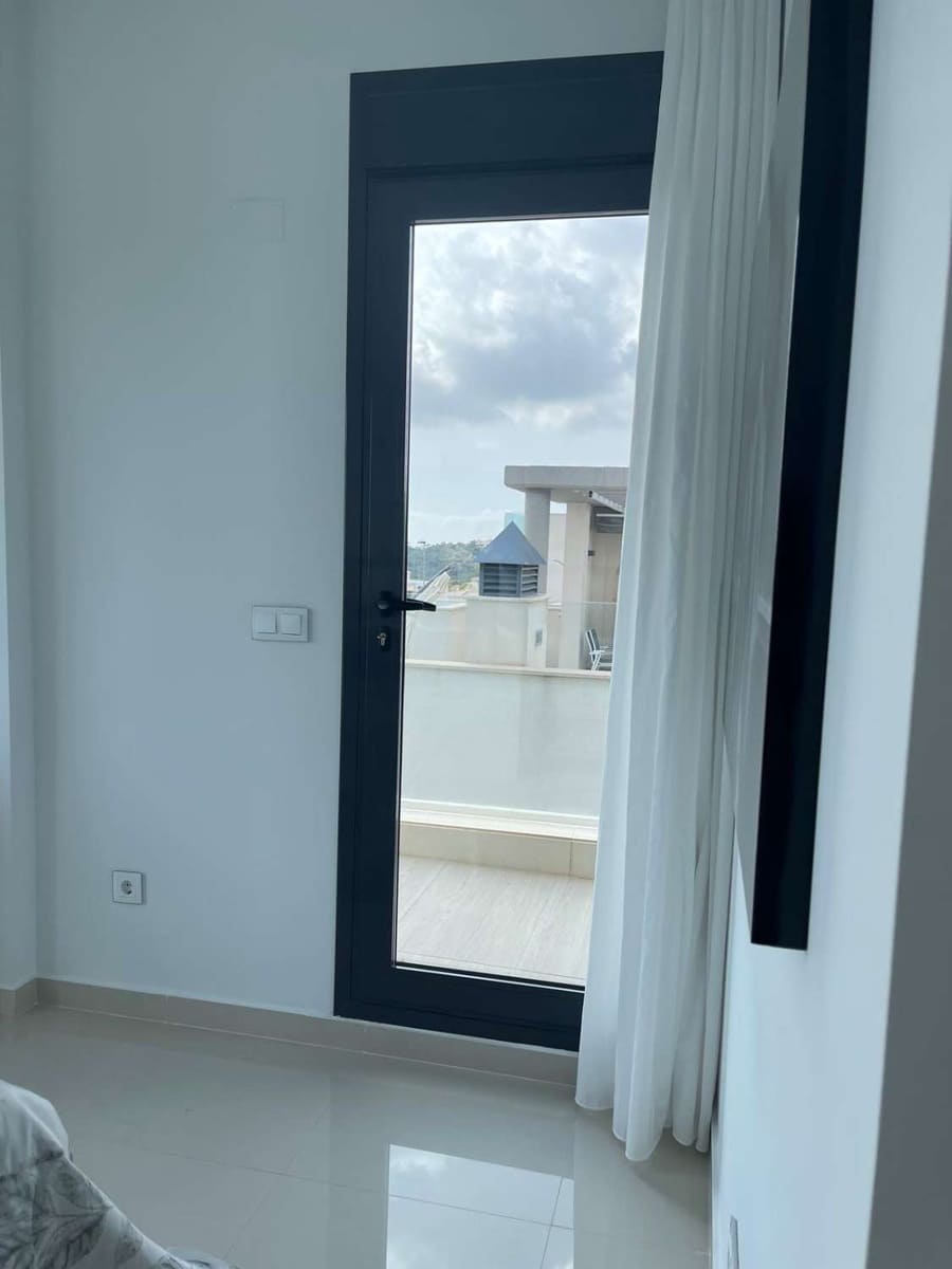 5 sypialnia Willa na sprzedaż w San Miguel de Salinas z basenem garażem - 849 000 € (Ref: 9068351)