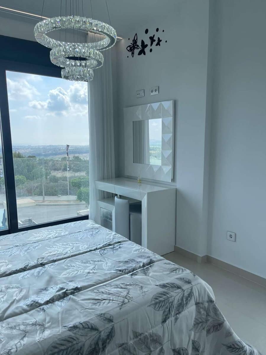 5 sypialnia Willa na sprzedaż w San Miguel de Salinas z basenem garażem - 849 000 € (Ref: 9068351)