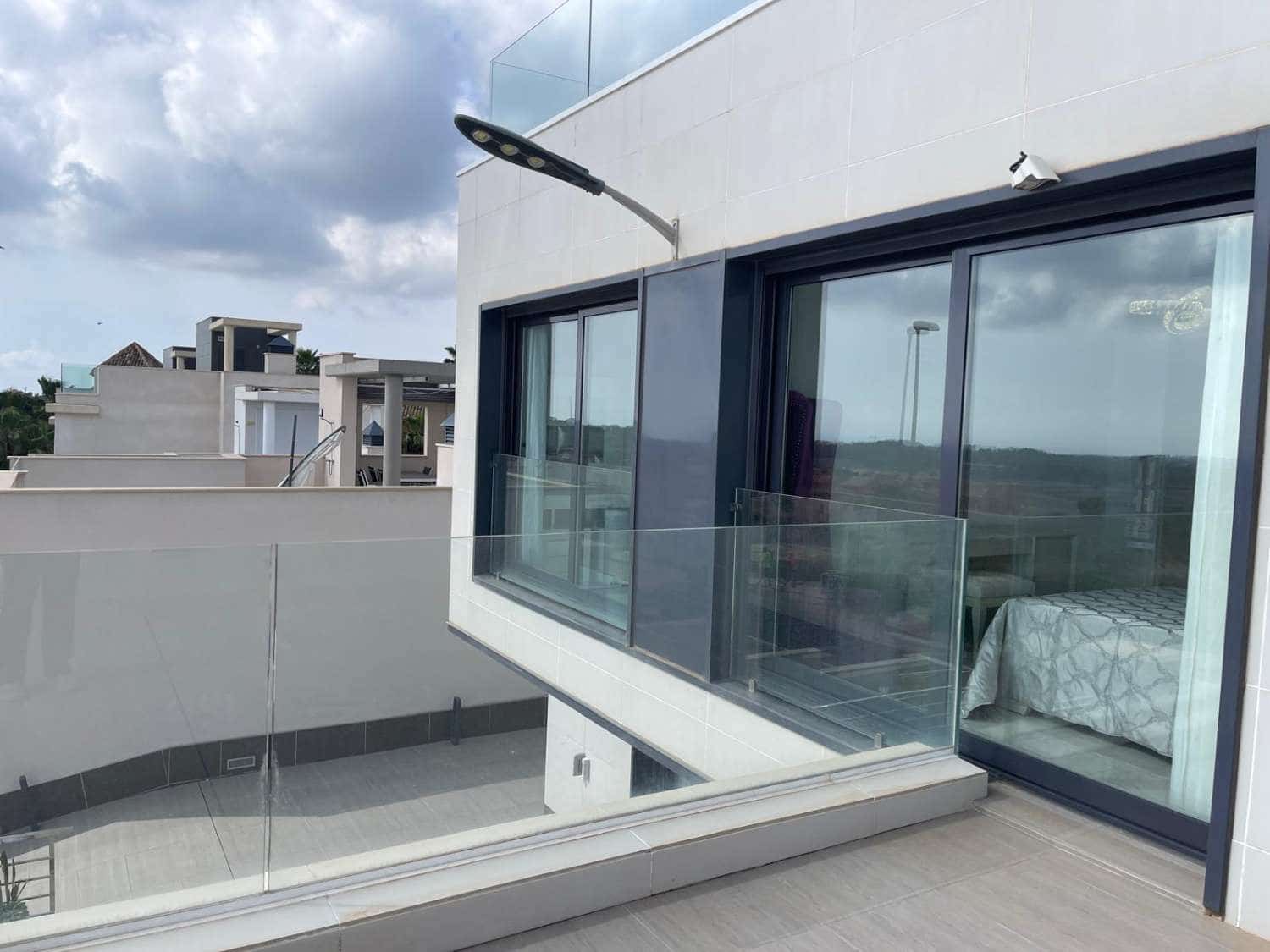 5 sypialnia Willa na sprzedaż w San Miguel de Salinas z basenem garażem - 849 000 € (Ref: 9068351)