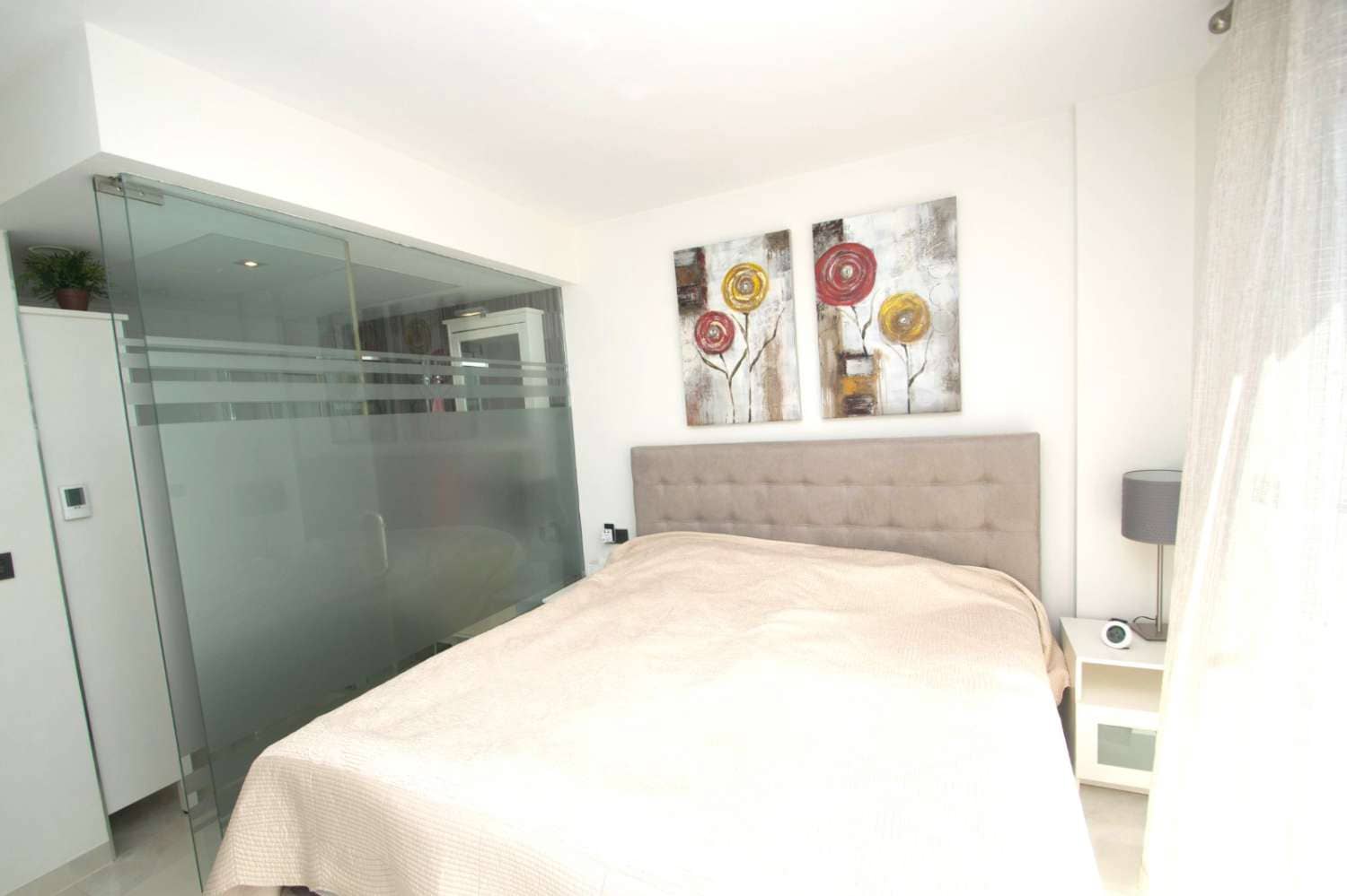 3 soverom Villa til salgs i Orihuela Costa med svømmebasseng garasje - € 389 000 (Ref: 9094441)