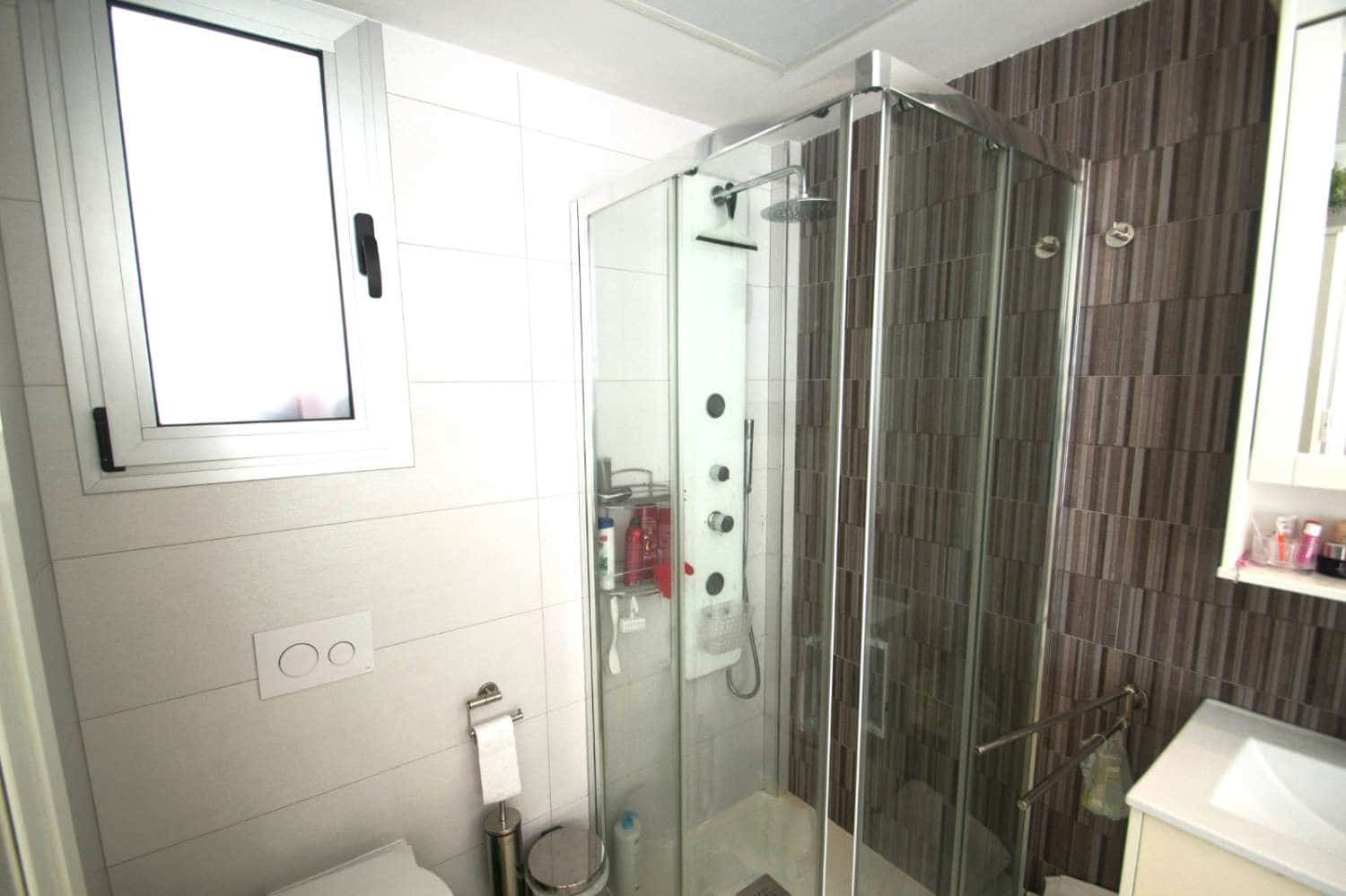 3 soverom Villa til salgs i Orihuela Costa med svømmebasseng garasje - € 389 000 (Ref: 9094441)