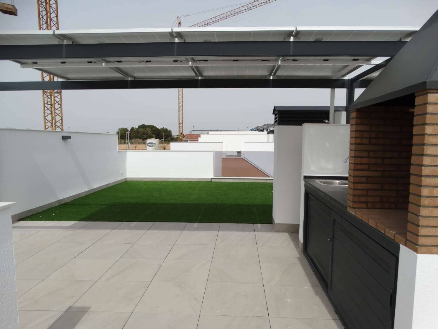 2 sypialnia Bungalow na sprzedaż w Pilar de la Horadada z basenem garażem - 245 000 € (Ref: 9425791)