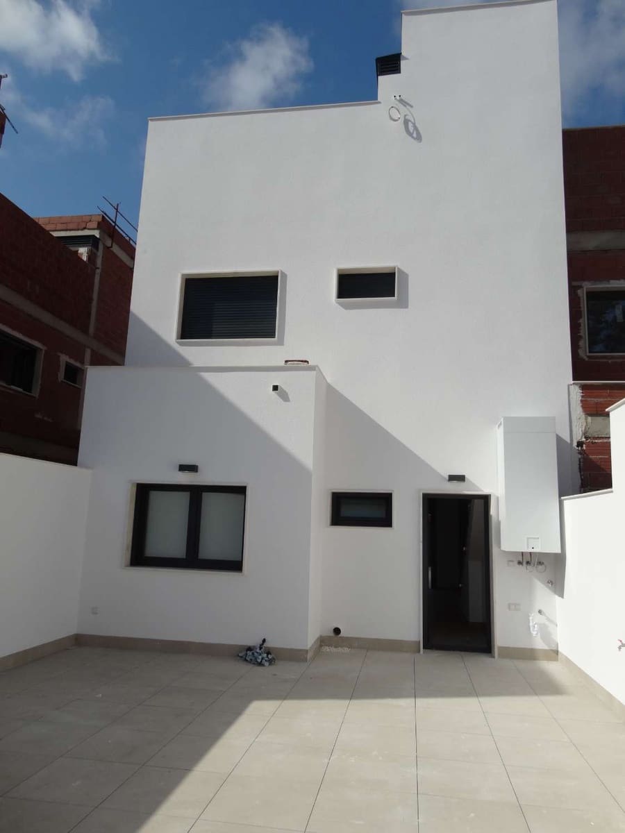 3 slaapkamer Villa te koop in Santiago de la Ribera met zwembad garage - € 425.000 (Ref: 9426408)