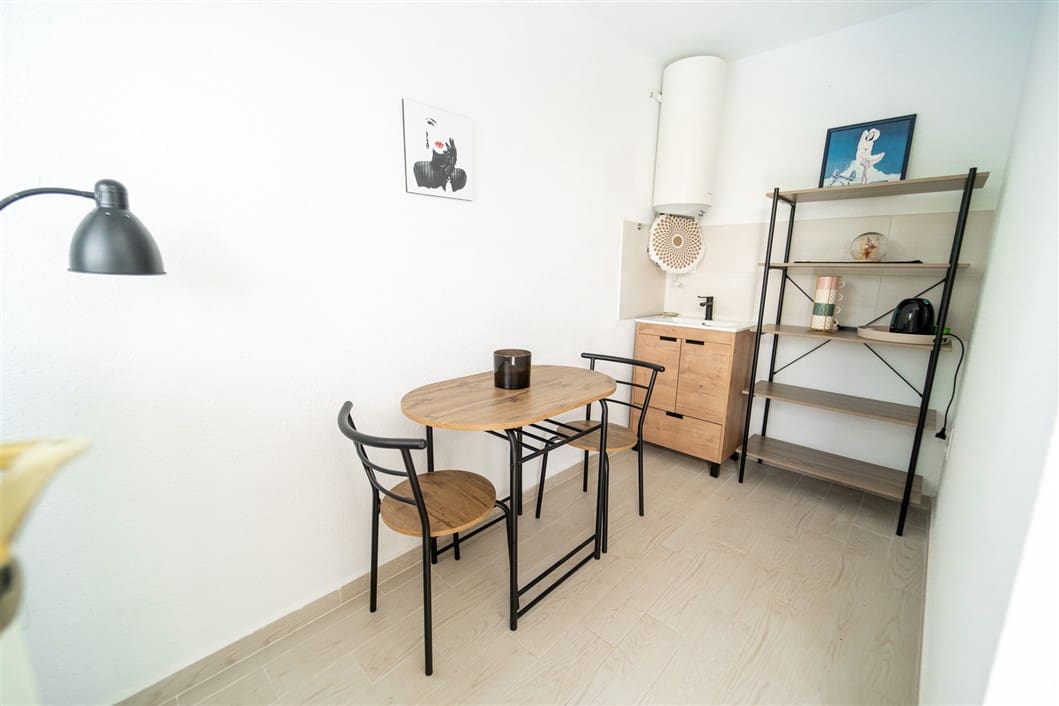 4 sypialnia Willa na sprzedaż w Torrevieja z basenem - 495 000 € (Ref: 9528136)