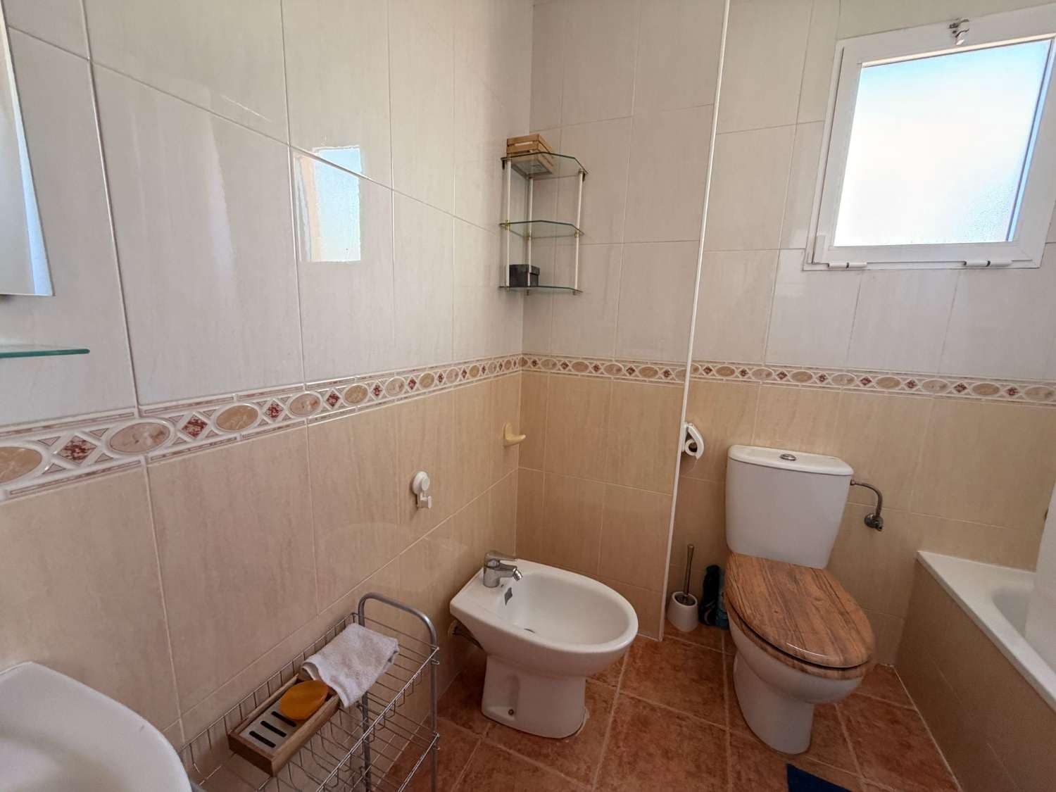 2 makuuhuone Bungalow myytävänä paikassa Orihuela Costa mukana uima-altaan 
autotalli - 159 900 € (Ref: 9914748)