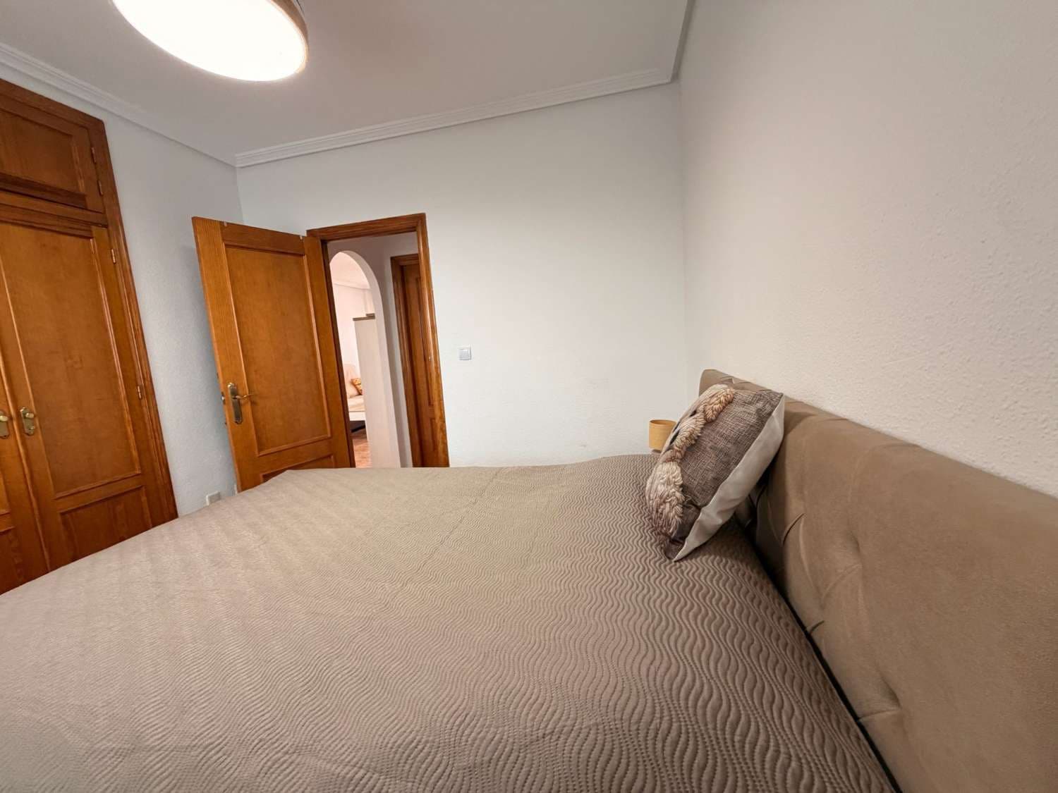 2 makuuhuone Bungalow myytävänä paikassa Orihuela Costa mukana uima-altaan 
autotalli - 159 900 € (Ref: 9914748)