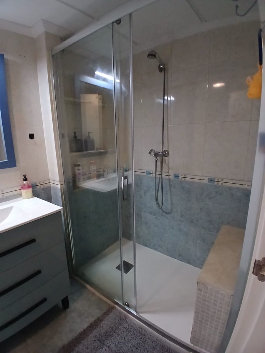 2 soverom Bungalow til salgs i Torrevieja med svømmebasseng - € 168 000 (Ref: 9918353)
