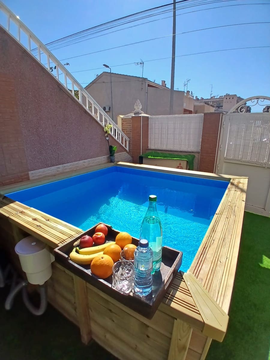 2 soverom Bungalow til salgs i Torrevieja med svømmebasseng - € 168 000 (Ref: 9918353)