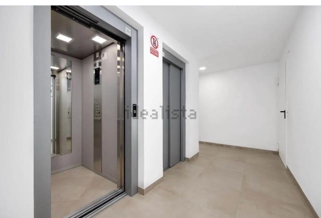 2 slaapkamer Appartement te koop in San Miguel de Salinas met zwembad garage - € 239.000 (Ref: 9922932)