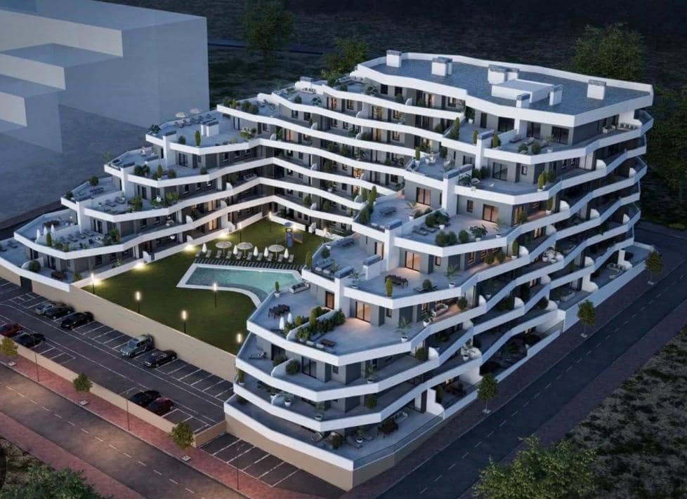2 makuuhuone Huoneisto myytävänä paikassa San Miguel de Salinas mukana uima-altaan 
autotalli - 239 000 € (Ref: 9922932)