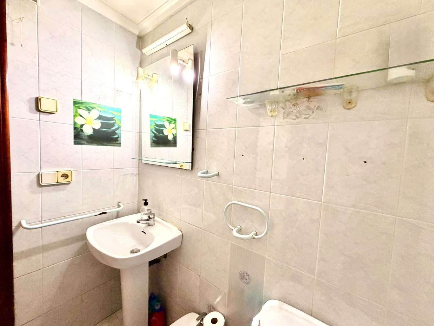 3 bedroom Apartment for sale in Torrevieja - € 155,900 (Ref: 9956215)