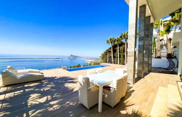 4 bedroom Townhouse for sale in Altea with pool garage - € 2,490,000 (Ref: 9030499)