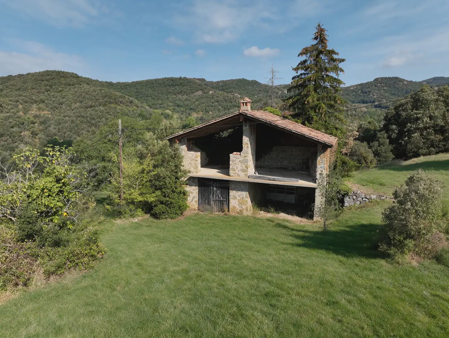 5 bedroom Finca/Country House for sale in Sant Feliu de Pallerols with garage - € 795,000 (Ref: 10076634)