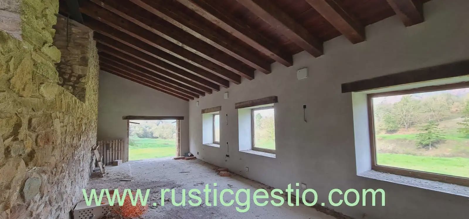 Finca/Casa Rural de 6 habitaciones en Vilanova de Sau en venta - 640.000 € (Ref: 10168782)