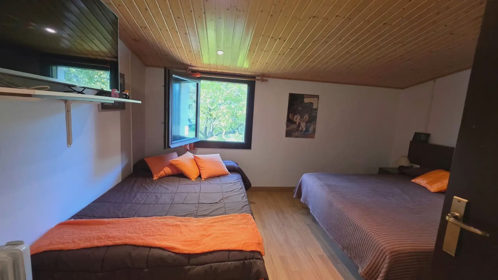 3 bedroom Finca/Country House for sale in Santa Pau with garage - € 450,000 (Ref: 10186249)
