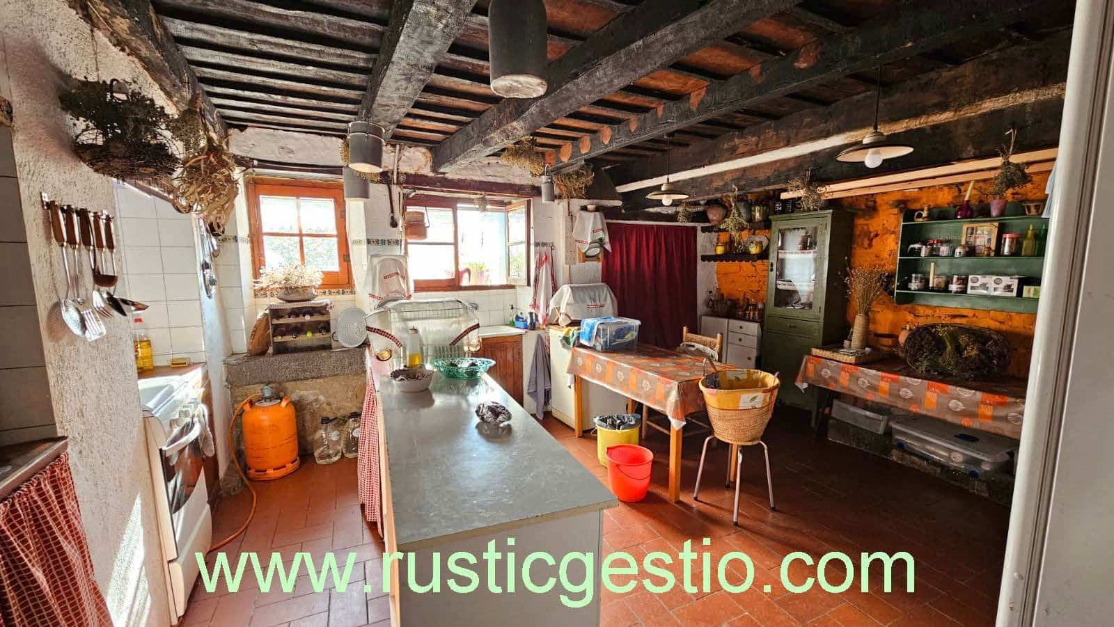 4 soveværelse Finca/Landehus til salg i Sant Jaume de Frontanya med garage - € 360.000 (Ref: 9168640)