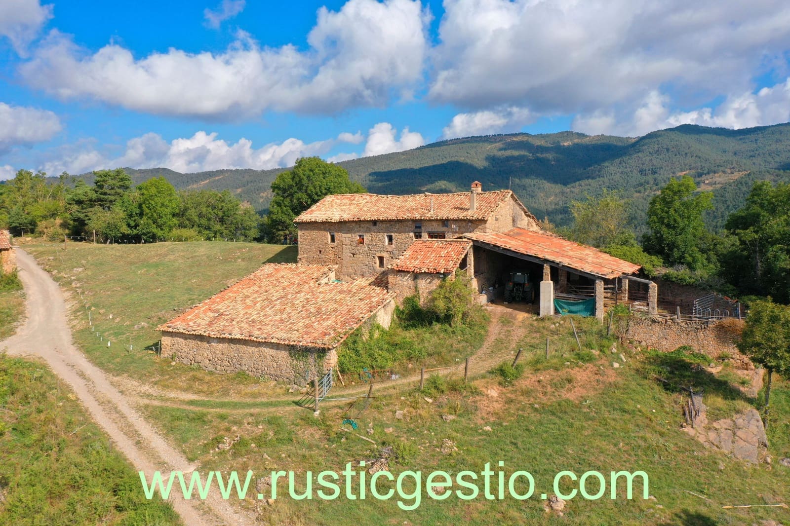 4 soveværelse Finca/Landehus til salg i Sant Jaume de Frontanya med garage - € 360.000 (Ref: 9168640)